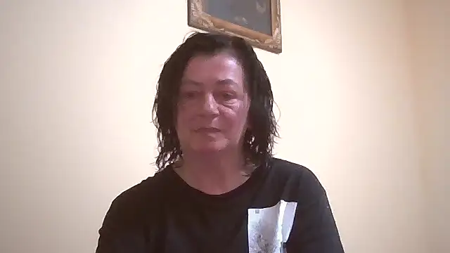 Snapshot of GypsiQueen2 chatting on 04.29.26 GypsiQueen2 online show from 04.29.26