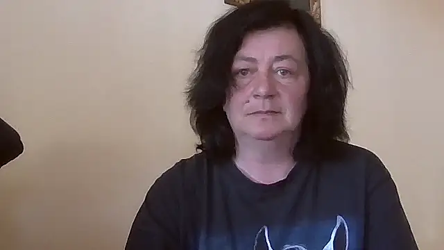 Snapshot of GypsiQueen2 chatting on 05.03.26 GypsiQueen2 online show from 05.03.26