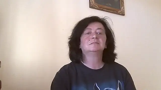 Snapshot of GypsiQueen2 chatting on 05.04.26 GypsiQueen2 online show from 05.04.26