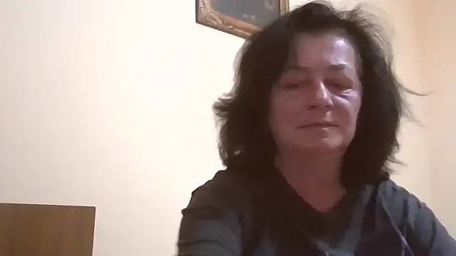 Snapshot of GypsiQueen2 chatting on 05.22.26 GypsiQueen2 online show from 05.22.26