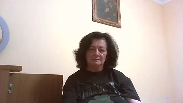 Snapshot of GypsiQueen2 chatting on 05.23.26 GypsiQueen2 online show from 05.23.26