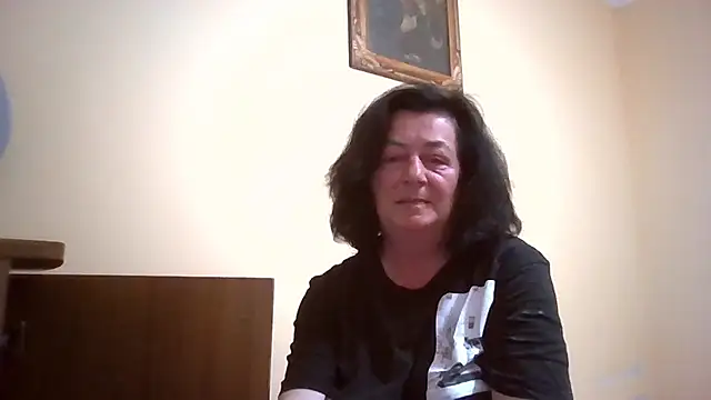 Snapshot of GypsiQueen2 chatting on 05.29.26 GypsiQueen2 online show from 05.29.26