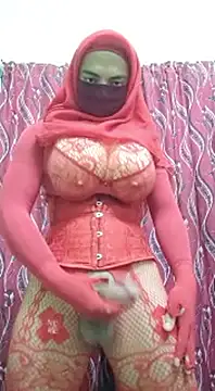 ElisyaHijabDoll online show from 10.19.25