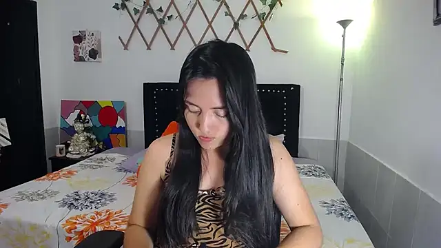 naughty girl 4u online show from 05.06.26