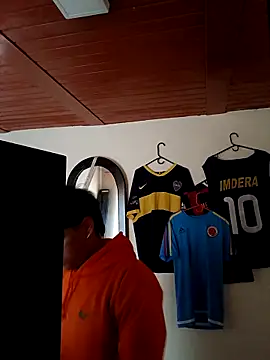 Snapshot of Triplex_Coolness chatting on 09.22.25 Triplex Coolness online show from 09.22.25