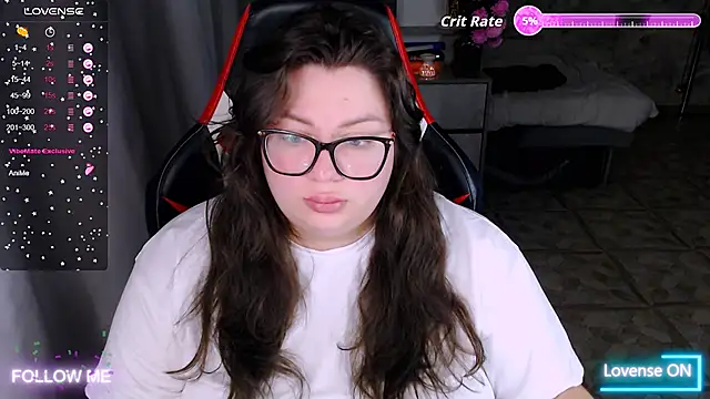 Snapshot of alexa_sweetyy chatting on 10.30.25 alexa sweetyy online show from 10.30.25