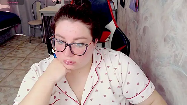 Snapshot of alexa_sweetyy chatting on 04.22.26 alexa sweetyy online show from 04.22.26