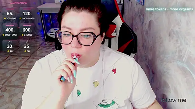 Snapshot of alexa_sweetyy chatting on 05.12.26 alexa sweetyy online show from 05.12.26