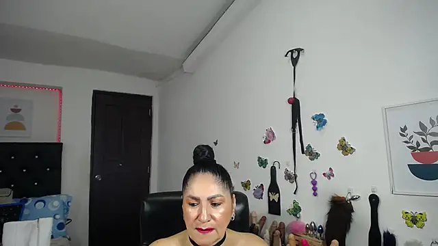 mature bigboobs10 online show from 10.30.25