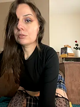 Snapshot of hades4ness chatting on 09.30.25 hades4ness online show from 09.30.25