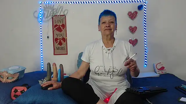 loquitaqueen011 online show from 01.25.25