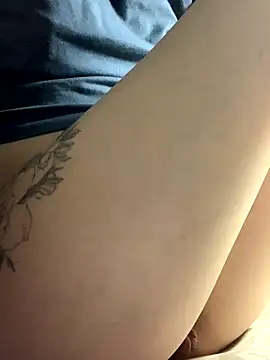 MiaBlossom online show from 12.03.24