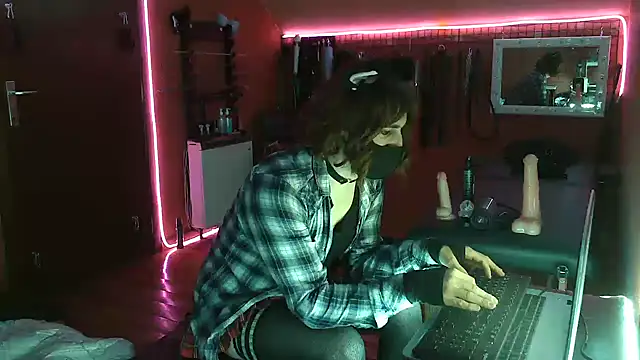 Ginny-the-bdsm-nympho online show from 03.16.25