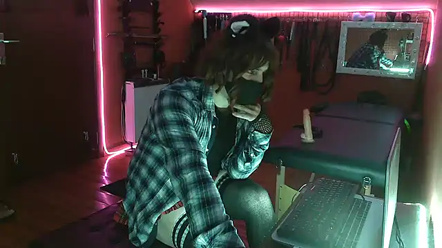 Ginny-the-bdsm-nympho online show from 03.29.26