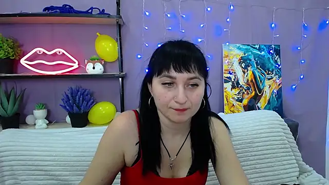 NinaFlawlees online show from 01.22.25