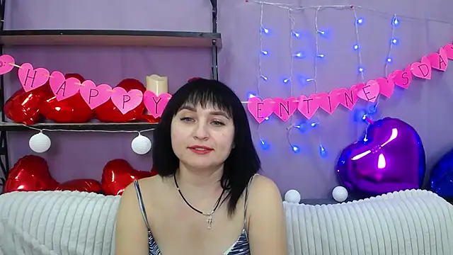 NinaFlawlees online show from 02.02.25