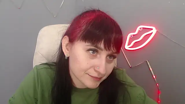 Snapshot of NinaFlawlees chatting on 02.27.26 NinaFlawlees online show from 02.27.26