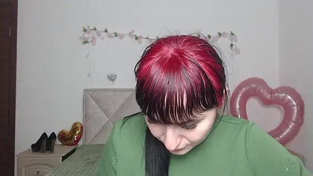 Snapshot of NinaFlawlees chatting on 03.03.26 NinaFlawlees online show from 03.03.26