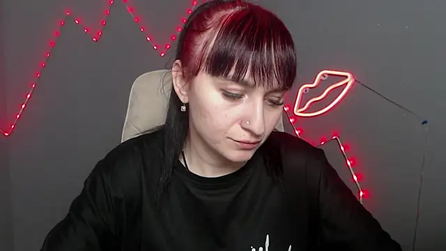 Snapshot of NinaFlawlees chatting on 03.07.26 NinaFlawlees online show from 03.07.26