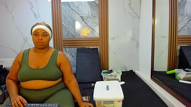 HannyMansonh online show from 03.01.25