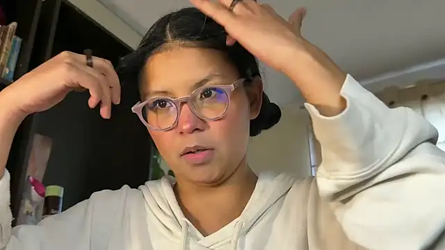 Snapshot of Hathorlove chatting on 07.20.26 Hathorlove online show from 07.20.26