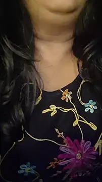 Snapshot of sassy_horny chatting on 12.13.25 sassy horny online show from 12.13.25