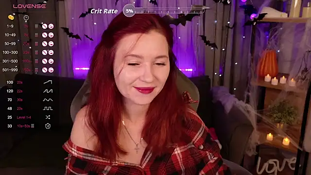 LissMoon online show from 10.22.25
