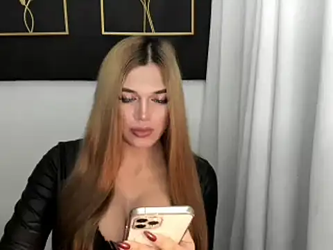 Snapshot of hotstellacumxxx chatting on 03.10.25 hotstellacumxxx online show from 03.10.25