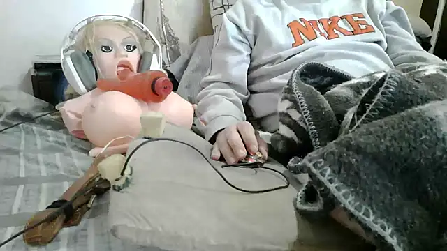 Snapshot of messi_syssy chatting on 07.12.26 messi syssy online show from 07.12.26