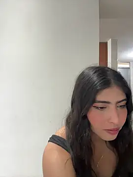 Gaby zahir  online show from 01.25.25