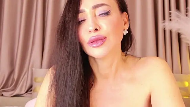 Snapshot of NaomiBlack35 chatting on 01.27.25 NaomiBlack35 online show from 01.27.25