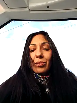 Snapshot of LeticiaWoods chatting on 12.04.24 LeticiaWoods online show from 12.04.24