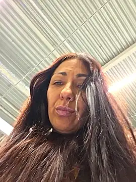 Snapshot of LeticiaWoods chatting on 09.27.25 LeticiaWoods online show from 09.27.25