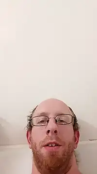 Snapshot of TaylorBlaze chatting on 12.23.24 TaylorBlaze online show from 12.23.24