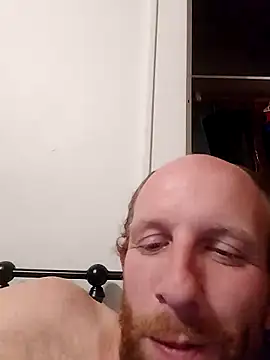 Snapshot of TaylorBlaze chatting on 11.03.25 TaylorBlaze online show from 11.03.25