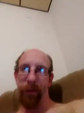 Snapshot of TaylorBlaze chatting on 12.02.25 TaylorBlaze online show from 12.02.25