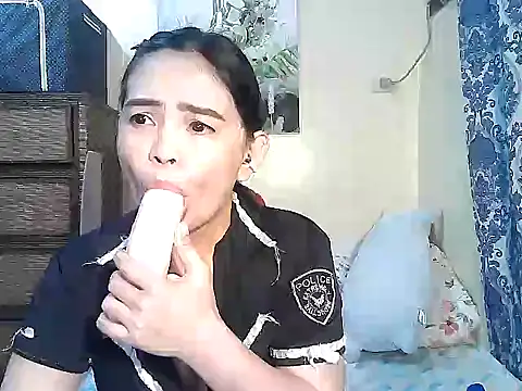 Kisses-13 online show from 08.06.26