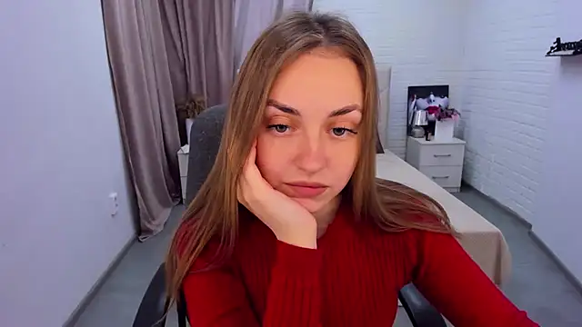 Snapshot of JessicaNickson chatting on 12.16.24 JessicaNickson online show from 12.16.24