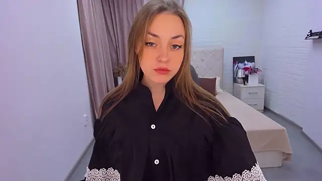 Snapshot of JessicaNickson chatting on 01.08.25 JessicaNickson online show from 01.08.25