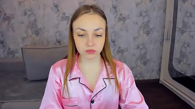 Snapshot of JessicaNickson chatting on 02.17.25 JessicaNickson online show from 02.17.25