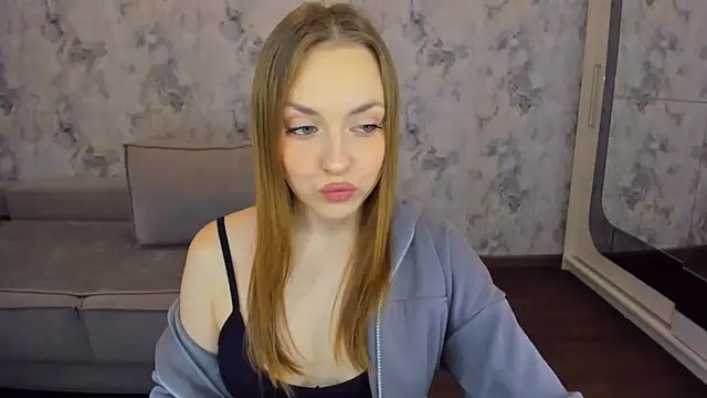 Snapshot of JessicaNickson chatting on 03.03.25 JessicaNickson online show from 03.03.25