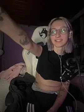 bunnydark00 online show from 05.23.26