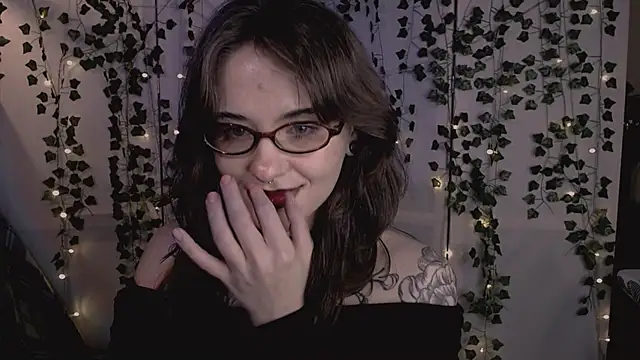 Snapshot of risha_laas chatting on 01.08.26 risha laas online show from 01.08.26