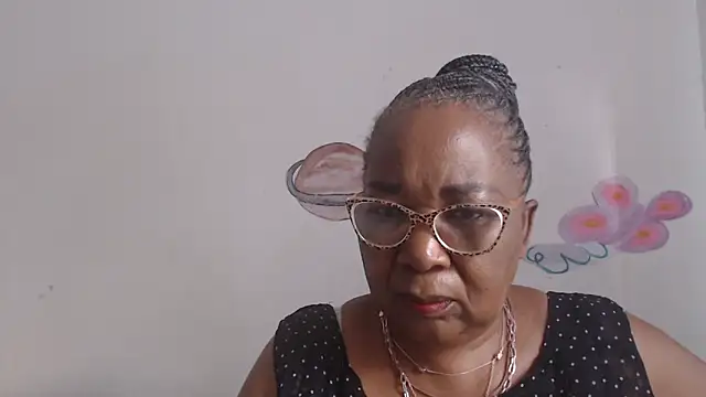 Snapshot of KinkyRicoSaisyours chatting on 02.09.25 KinkyRicoSaisyours online show from 02.09.25