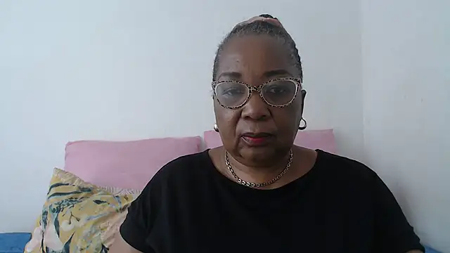 Snapshot of KinkyRicoSaisyours chatting on 03.09.25 KinkyRicoSaisyours online show from 03.09.25