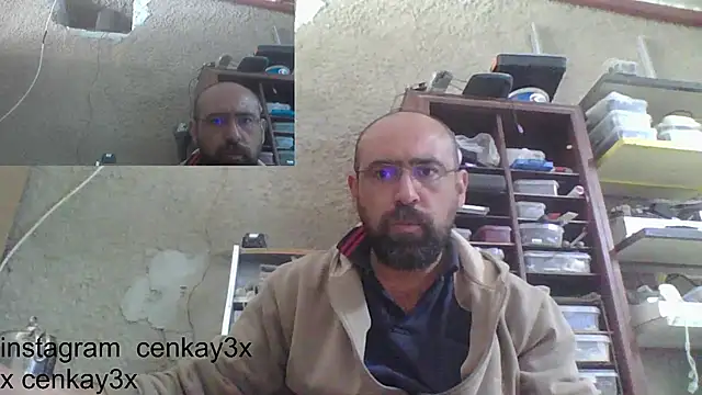 masculine bear daddy online show from 02.17.25