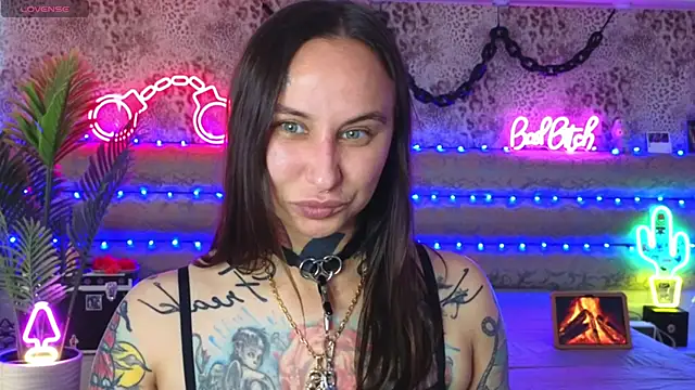 Cool Freak  online show from 05.10.26