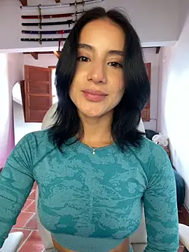 Ale Lewis online show from 10.04.25