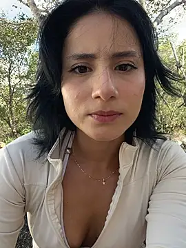 Ale Lewis online show from 12.16.25