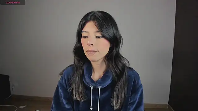 NanaRott online show from 06.12.26